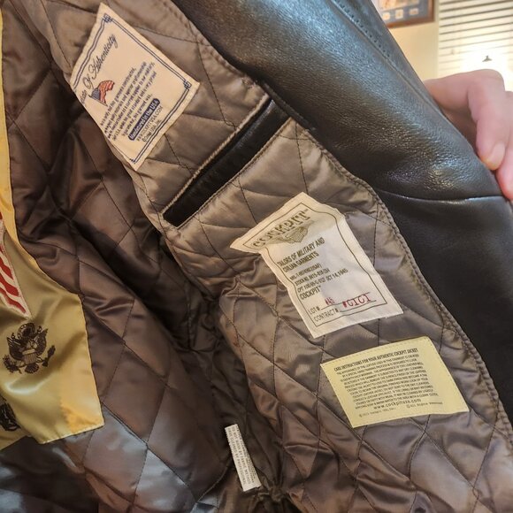 Cockpit leather jacket Size L like new. - Picture 3 of 5